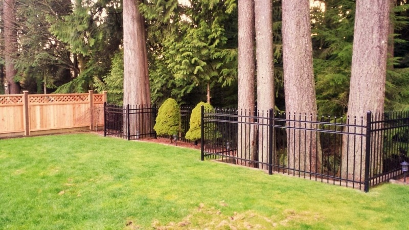  Metal Picket Fence Vancouver